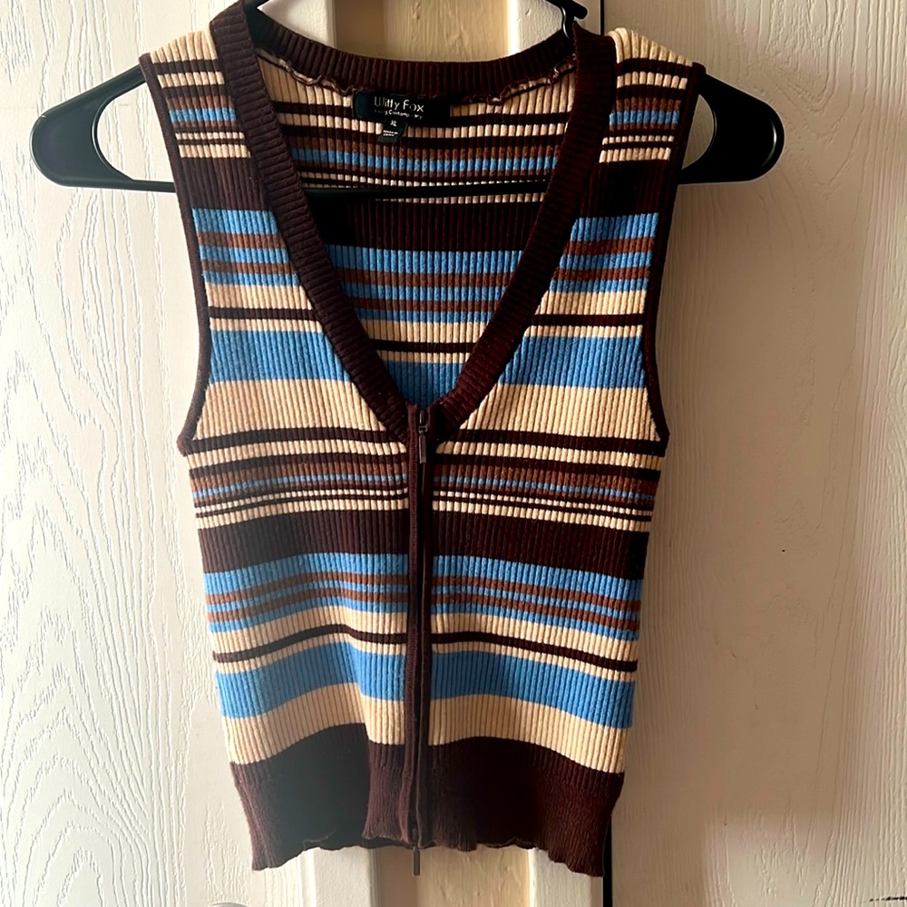 Witty fox zip up and down cardigan vest